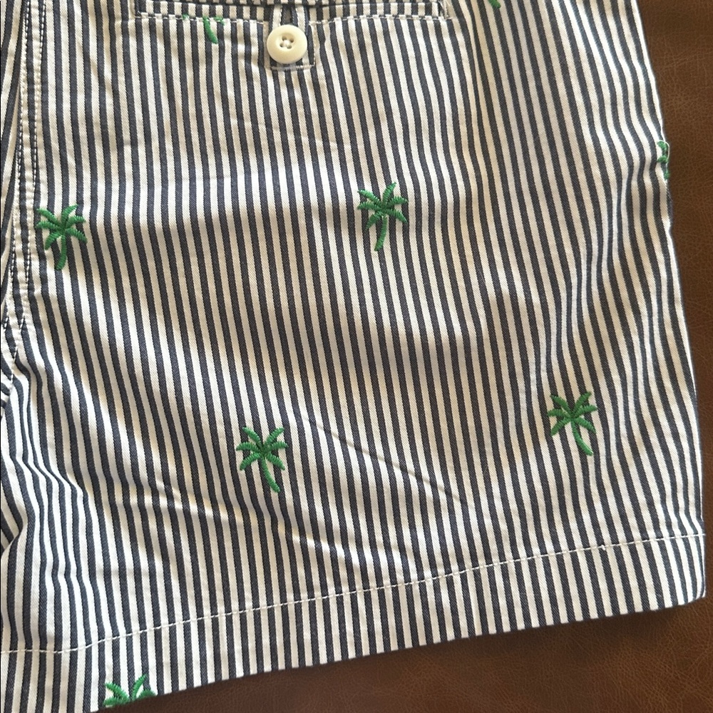 🌴Crown & Ivy Caroline Navy Stripe Palm Shorts Size 8 NWT - Picture 12 of 12